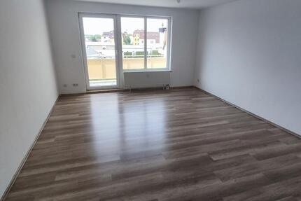 Wohnung Mügeln - 3 Zimmer, 78 m&sup2;, 629&euro; | Angebot:23152323