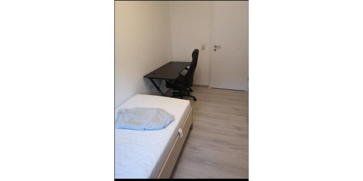 Wohnen auf Zeit Fürth Bislohe - 5 Zimmer, 130 m&sup2;, 440&euro; | Angebot:26593301