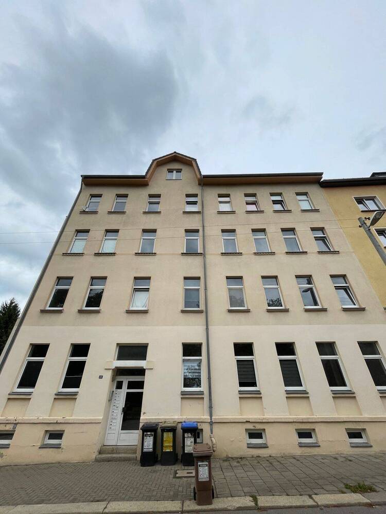 AUFGEPASST ! 1 -Zimmer WG. IN UNINÄHE- WENN DAS NICHTS IST