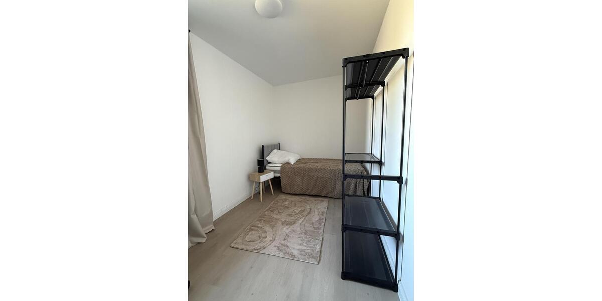 Wohnen auf Zeit Apolda - 1 Zimmer, 103 m&sup2;, 295&euro; | Angebot:25719031