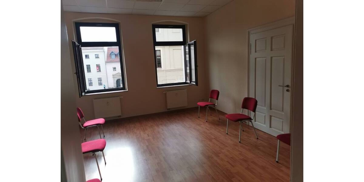 Gewerbeobjekt Crimmitschau - 700&euro; | Angebot:25692002