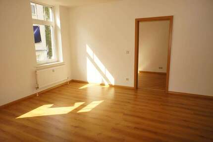Wohnung Chemnitz Kappel - 2 Zimmer, 48 m&sup2;, 230&euro; | Angebot:27115280