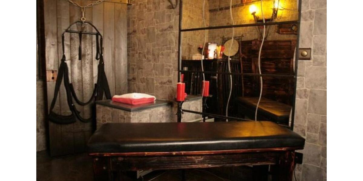 Wohnen auf Zeit Lünen Brambauer - 10 Zimmer, 20 m&sup2;, 50&euro; | Angebot:22697840