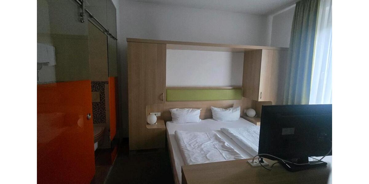 Etagenwohnung Eggenstein-Leopoldshafen Leopoldshafen - 1 Zimmer, 20 m&sup2;, 850&euro; | Angebot:25944192