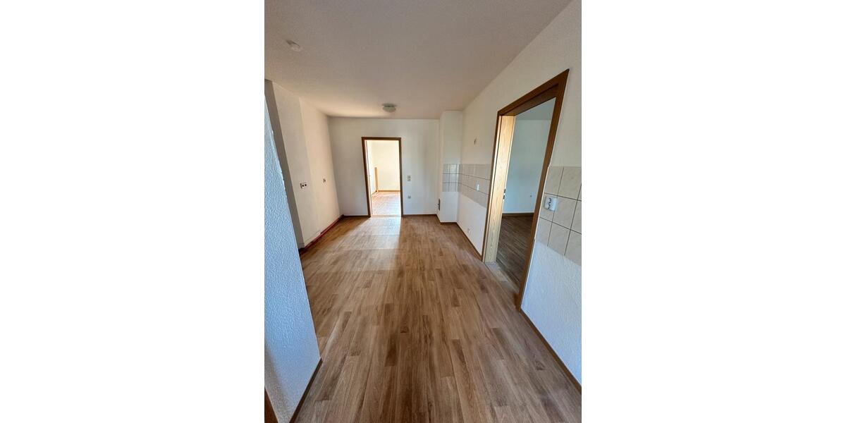 Erdgeschoßwohnung Finsterwalde - 3 Zimmer, 61 m&sup2;, 395&euro; | Angebot:26035786