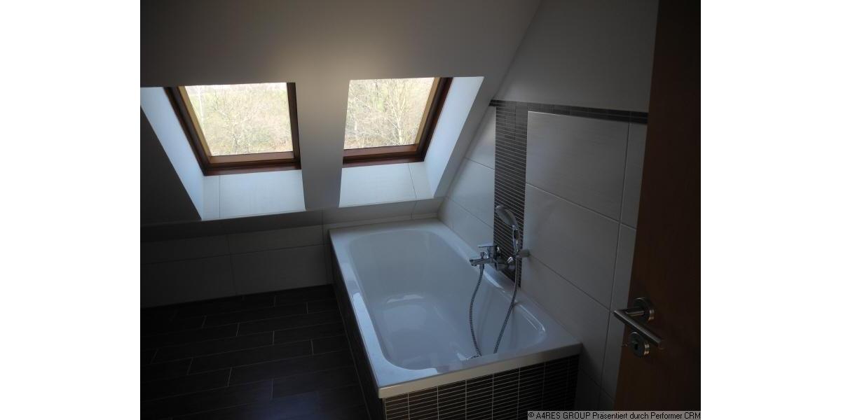 Etagenwohnung Radibor - 4 Zimmer, 139 m&sup2;, 904&euro; | Angebot:23280542