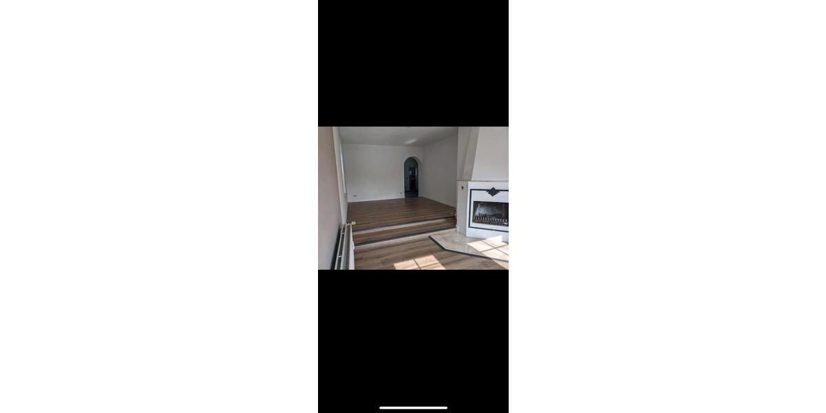Etagenwohnung Osnabrück Gretesch - 3 Zimmer, 125 m&sup2;, 1.500&euro; | Angebot:26581872