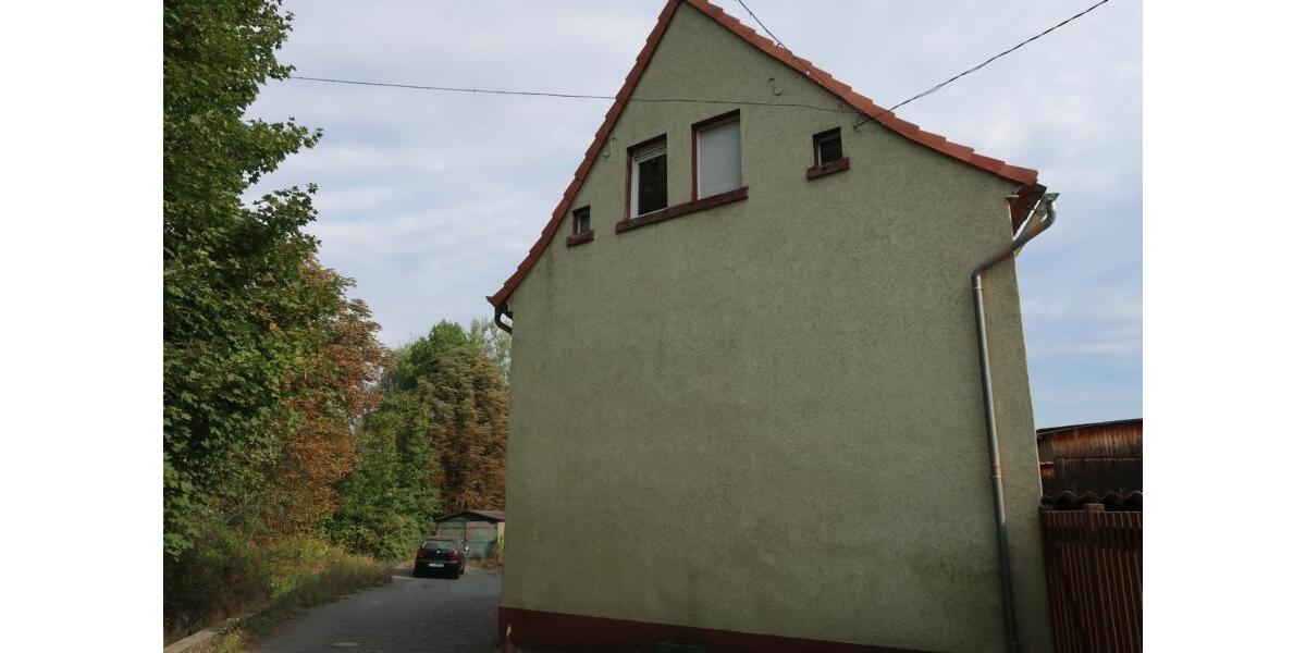 Reihenhaus Mansfeld - 8 Zimmer, 160 m&sup2;, 720&euro; | Angebot:26185377