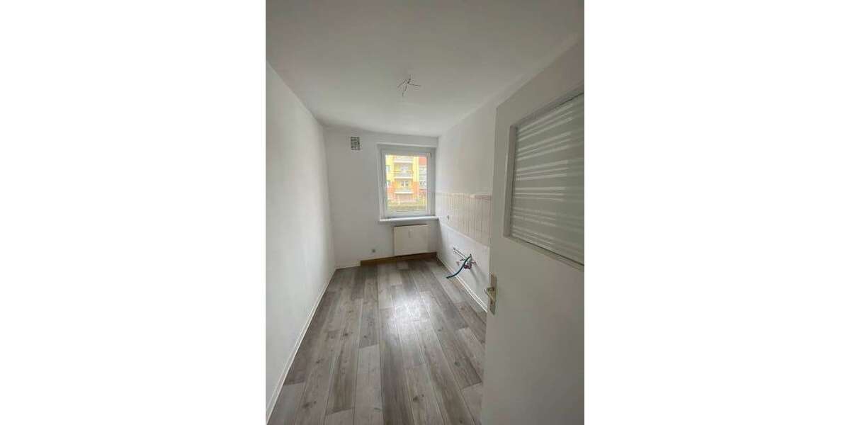 Wohnung zum Mieten in Roßwein 350 € 58 m² 3 zimmer