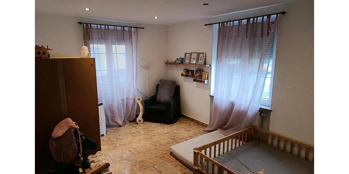 Erdgeschoßwohnung Laufenburg (Baden) - 3 Zimmer, 87 m&sup2;, 1.170&euro; | Angebot:26580163