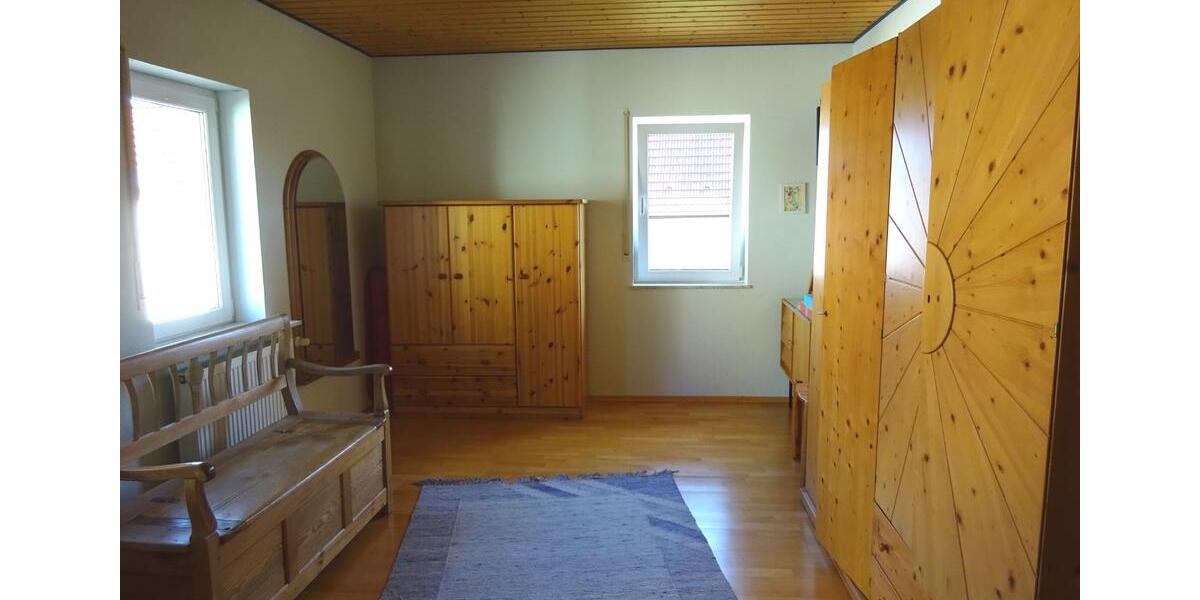 Einfamilienhaus Insheim - 8 Zimmer, 224 m&sup2;, 2.350&euro; | Angebot:25323763