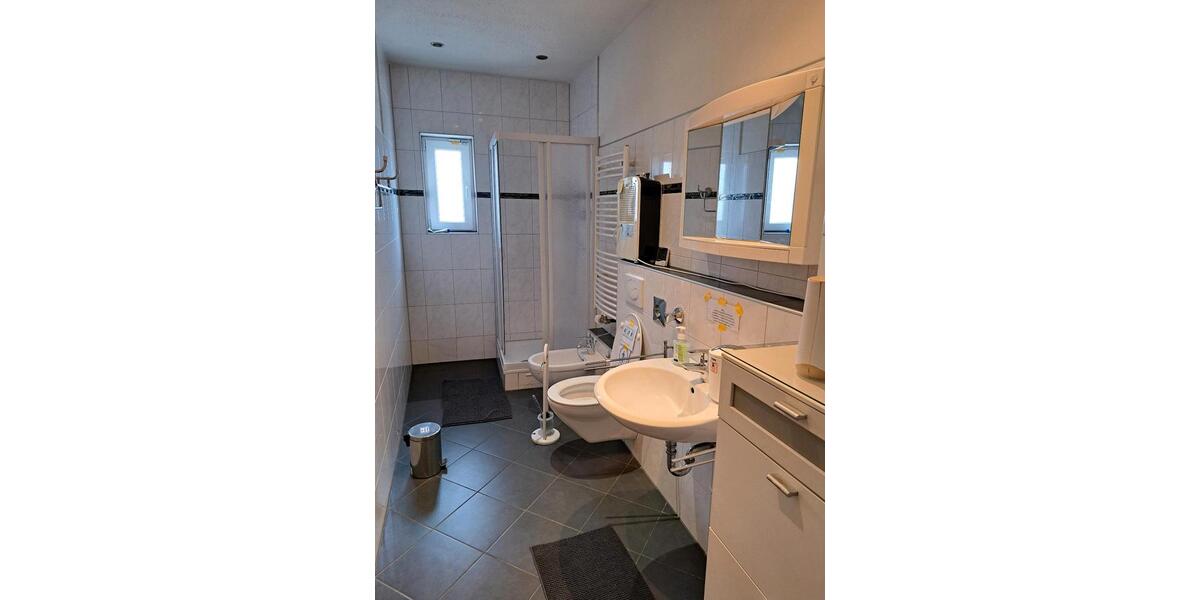 Wohnen auf Zeit Leverkusen - 1 Zimmer, 20 m&sup2;, 550&euro; | Angebot:24806954