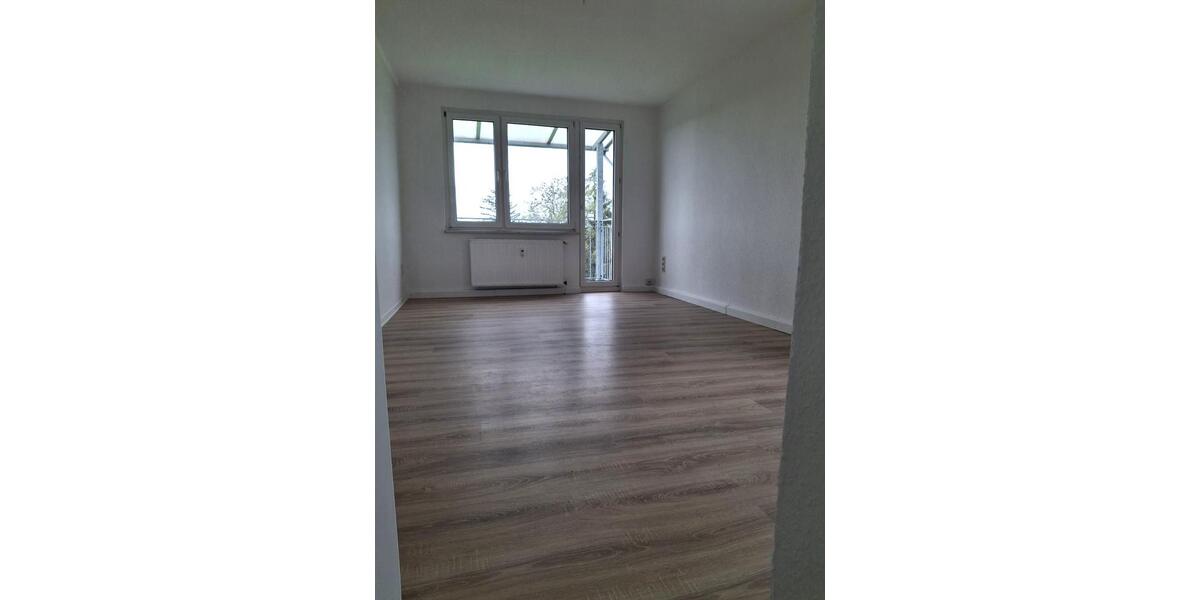 Etagenwohnung Elsteraue - 3 Zimmer, 58 m&sup2;, 320&euro; | Angebot:26558104