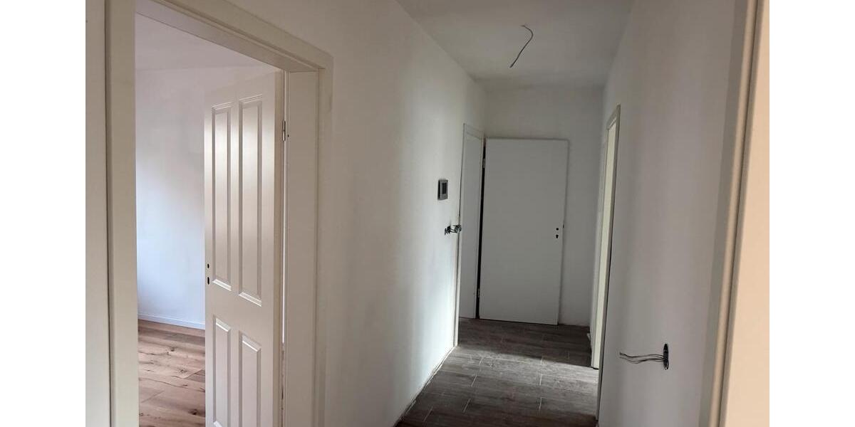 Erdgeschoßwohnung Hameln - 3 Zimmer, 87 m&sup2;, 990&euro; | Angebot:24741113