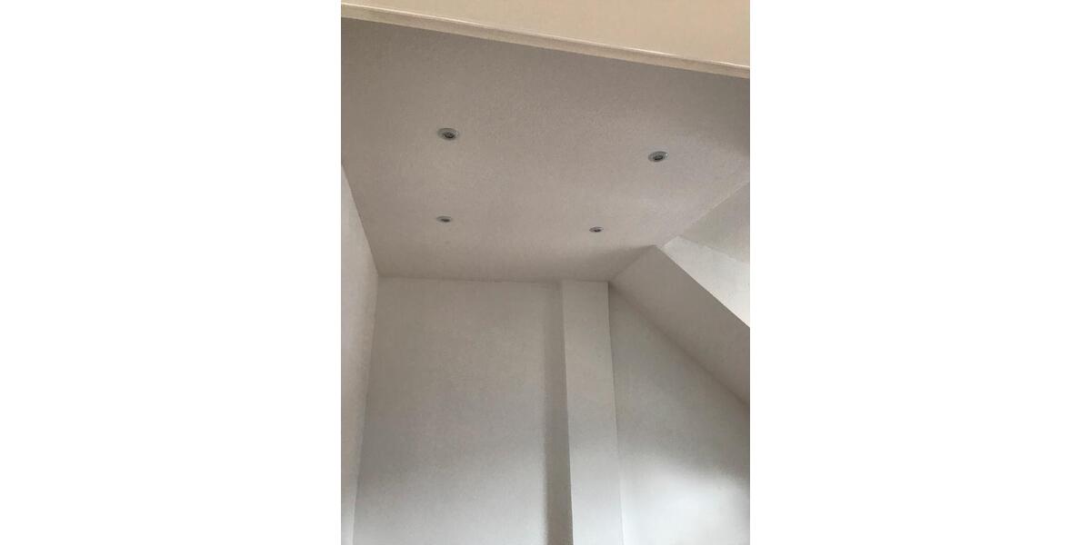 Dachgeschoßwohnung Duisburg Hamborn - 4 Zimmer, 90 m&sup2;, 700&euro; | Angebot:26126116