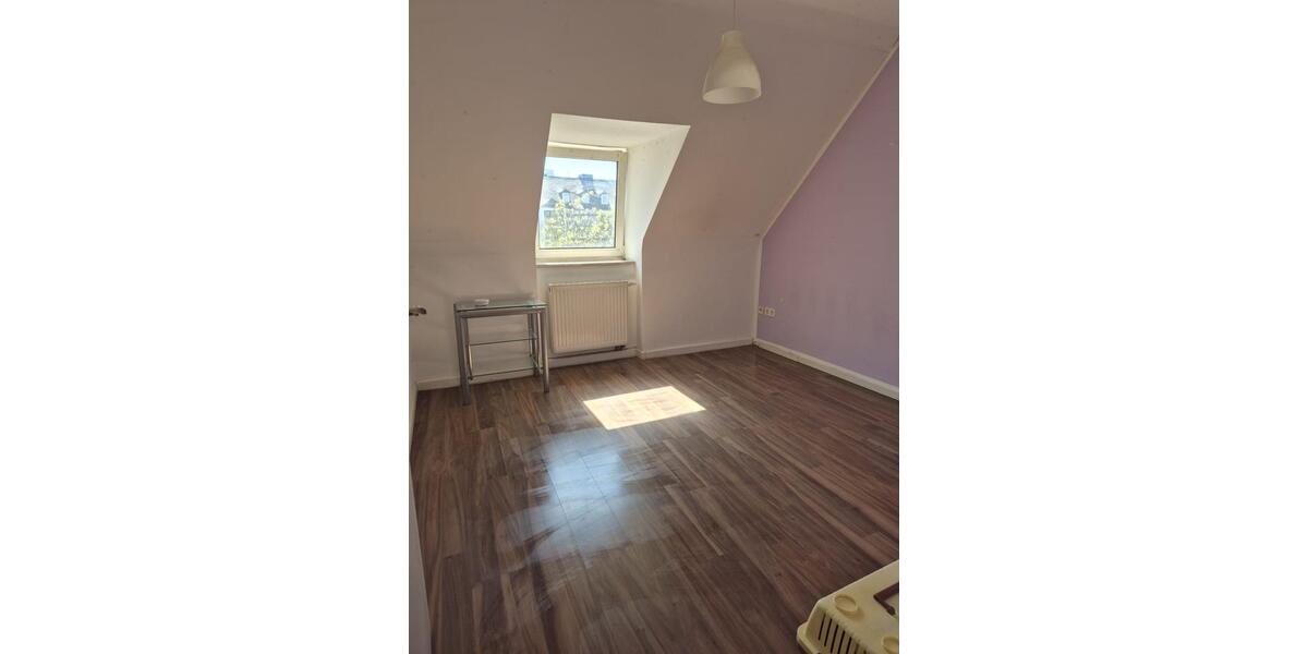 Etagenwohnung Saarlouis - 4 Zimmer, 80 m&sup2;, 750&euro; | Angebot:26348459