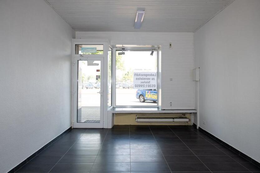Ladenfläche Heinrich-Nordhoff- EG links 66,85 m² teilbar 3730qm zimmer