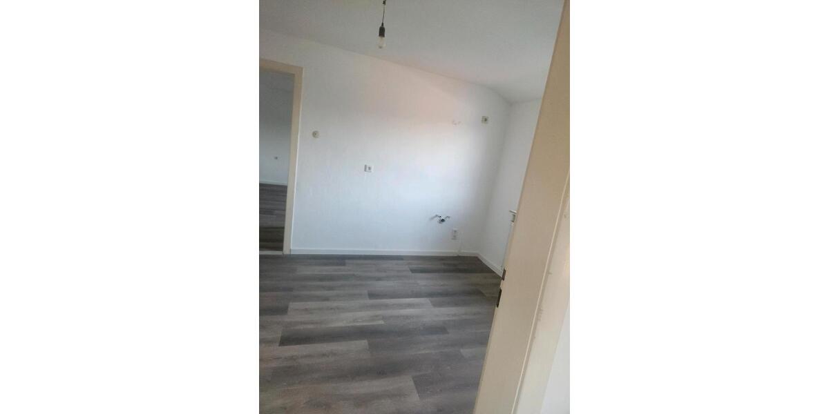 2 zimmer WG mit separate Toilete für 2 Leute 2 zimmer