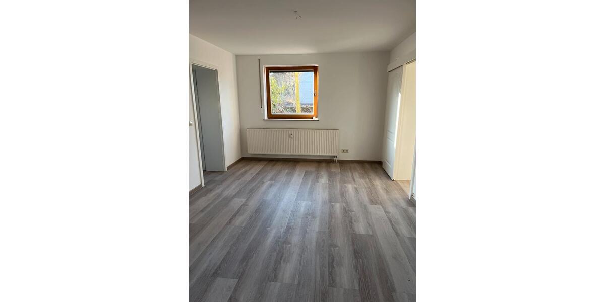 Erdgeschoßwohnung Groitzsch - 3 Zimmer, 62 m&sup2;, 600&euro; | Angebot:24701343