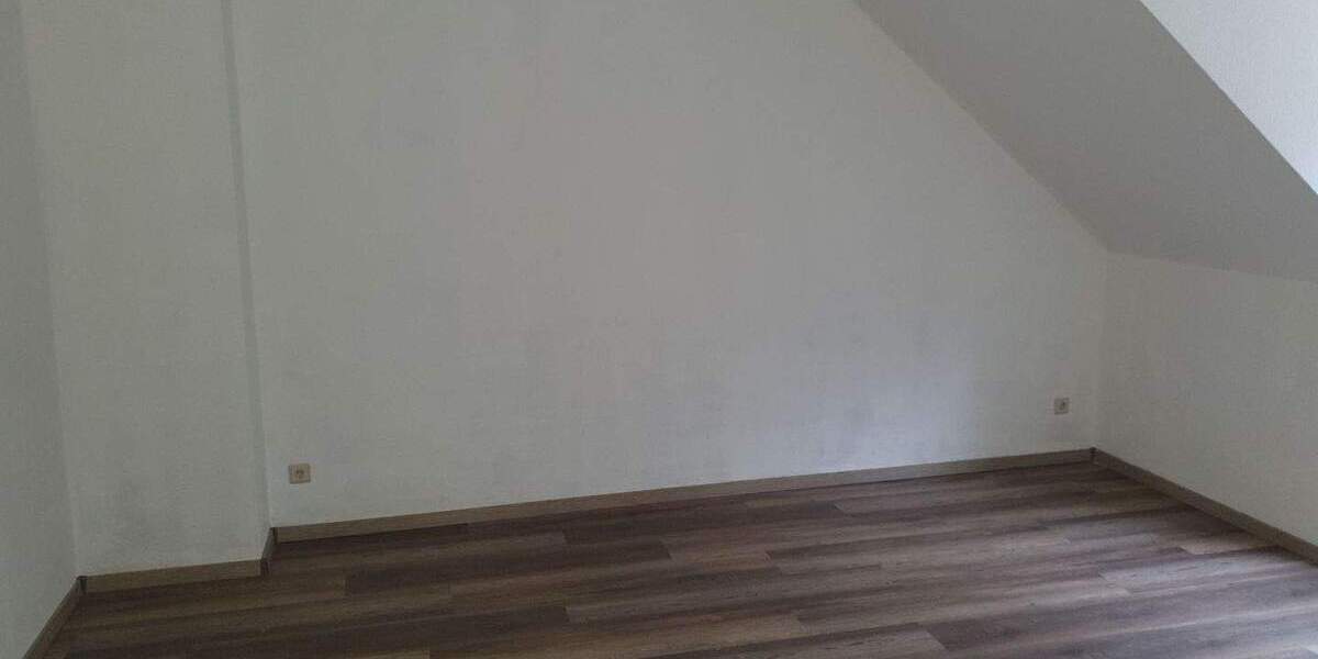 Etagenwohnung Bernstadt auf dem Eigen Kunnersdorf a. d. Eigen - 2 Zimmer, 66 m&sup2;, 365&euro; | Angebot:25735252