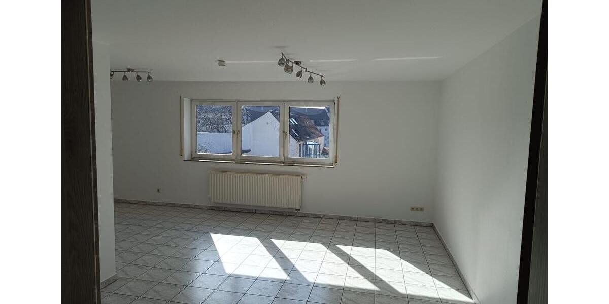 Etagenwohnung Schweinfurt Gartenstadt - 2 Zimmer, 67 m&sup2;, 925&euro; | Angebot:26579832