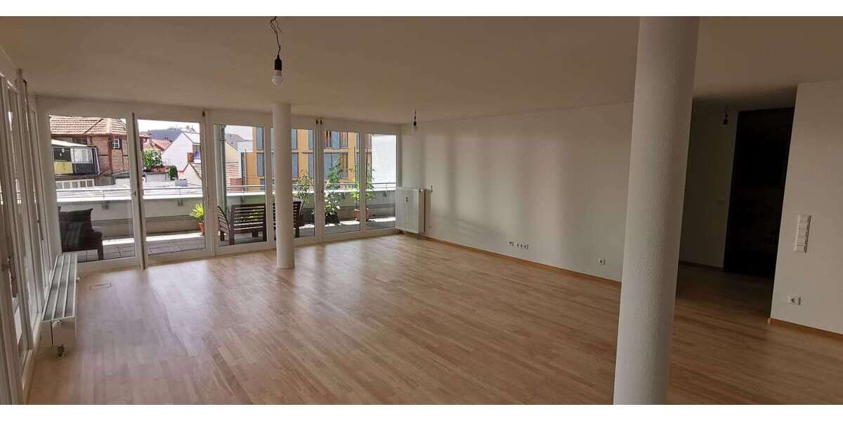 Etagenwohnung Lörrach - 4 Zimmer, 144 m&sup2;, 1.950&euro; | Angebot:26587260