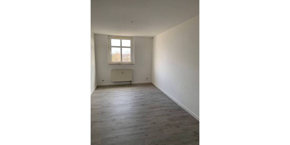 Etagenwohnung Grimma - 3 Zimmer, 86 m&sup2;, 650&euro; | Angebot:26585250