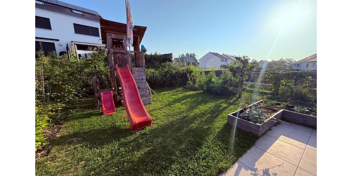 Möbliertes Haus in Freiburg (Tiengen) für 6 Monate zu vermieten 5 zimmer