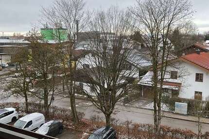 Wohnung zum Mieten in Holzkirchen 999,25 € 79.94 m² 2 zimmer