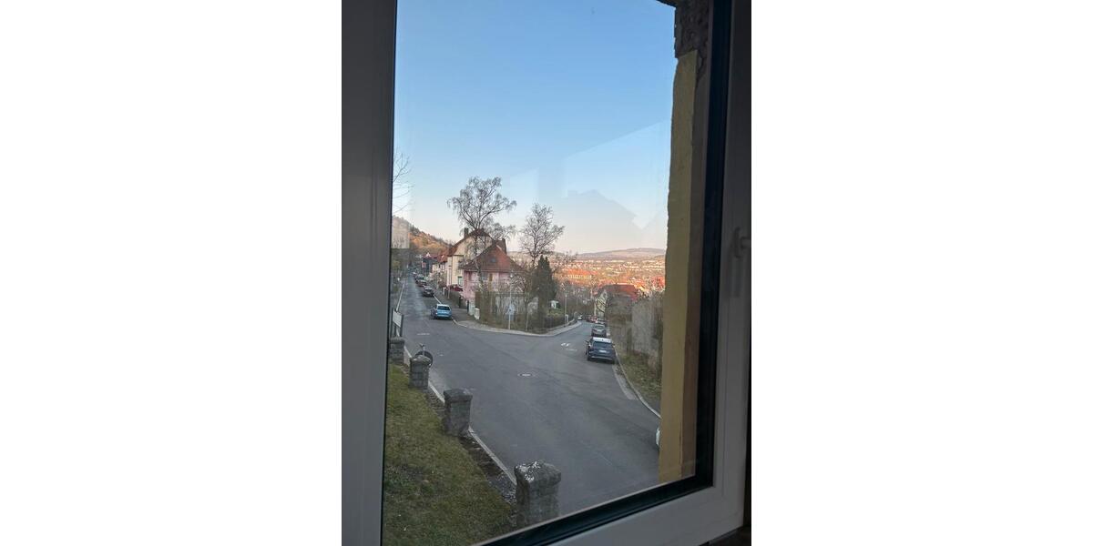 Erdgeschoßwohnung Meiningen - 5 Zimmer, 120 m&sup2;, 1.050&euro; | Angebot:25991224