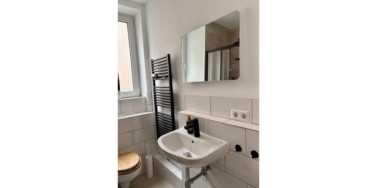 Wohnen auf Zeit Magdeburg - 2 Zimmer, 42 m&sup2;, 900&euro; | Angebot:26018274