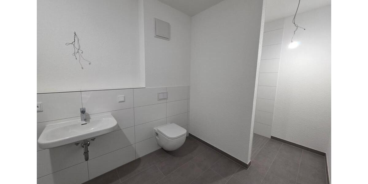 Etagenwohnung Nienburg (Weser) - 4 Zimmer, 136 m&sup2;, 1.680&euro; | Angebot:26236424
