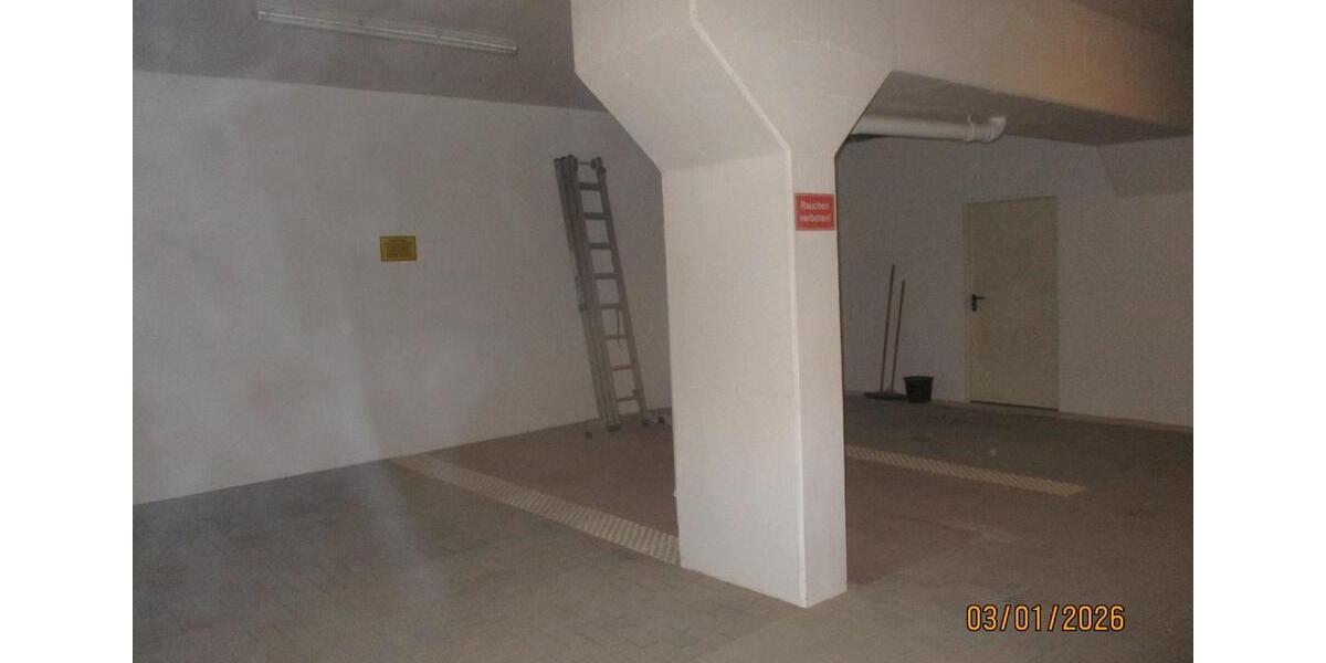 Etagenwohnung Sankt Ingbert - 4 Zimmer, 108 m&sup2;, 1.000&euro; | Angebot:24849552