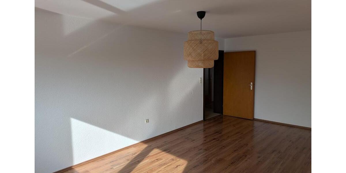Etagenwohnung Cham - 4 Zimmer, 100 m&sup2;, 720&euro; | Angebot:26497728