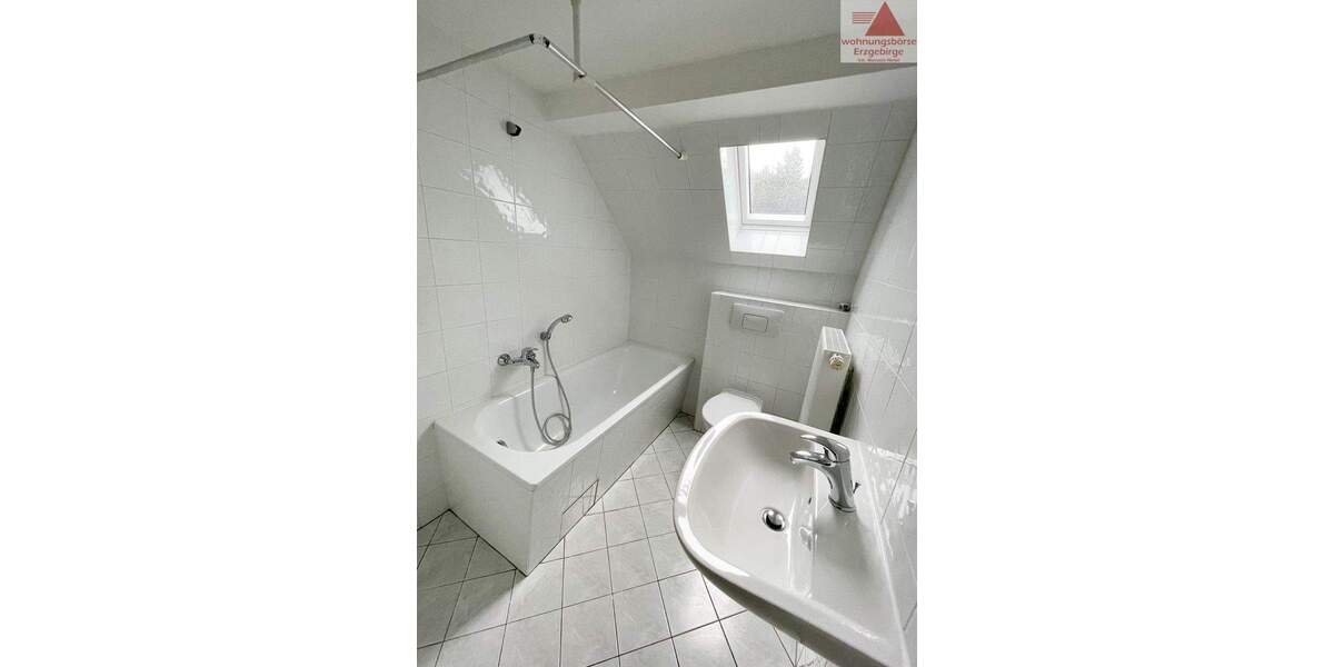 Etagenwohnung Aue Neudörfel - 2 Zimmer, 48 m&sup2;, 275&euro; | Angebot:25801742