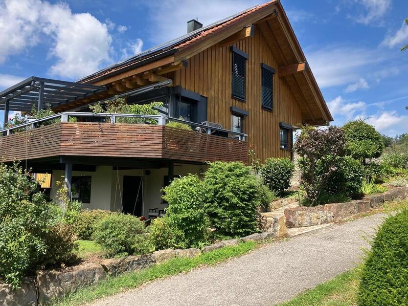 Vermieten 2-Zimmer-Wohnung 54m2 +20m2 Terrasse
