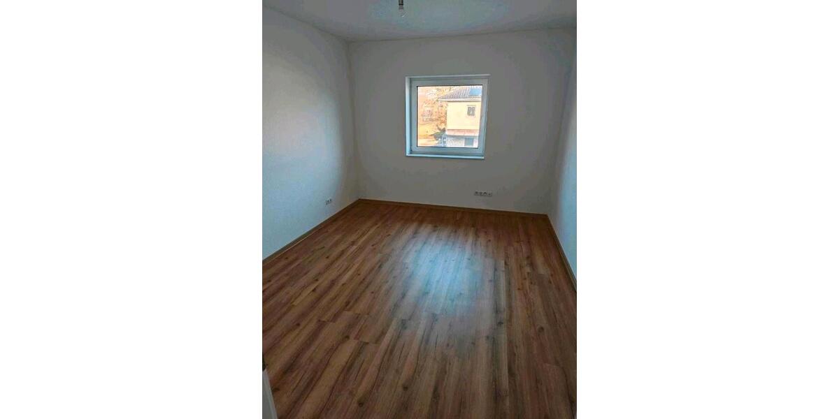 Etagenwohnung Fürstenau - 3 Zimmer, 92 m&sup2;, 900&euro; | Angebot:26429435