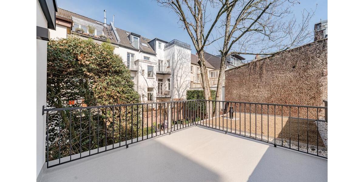Etagenwohnung Düsseldorf - 3 Zimmer, 80 m&sup2;, 1.760&euro; | Angebot:26588016