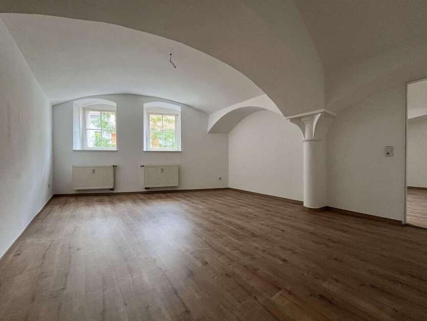 Wohnung zum Mieten in Naumburg 450 € 73 m²