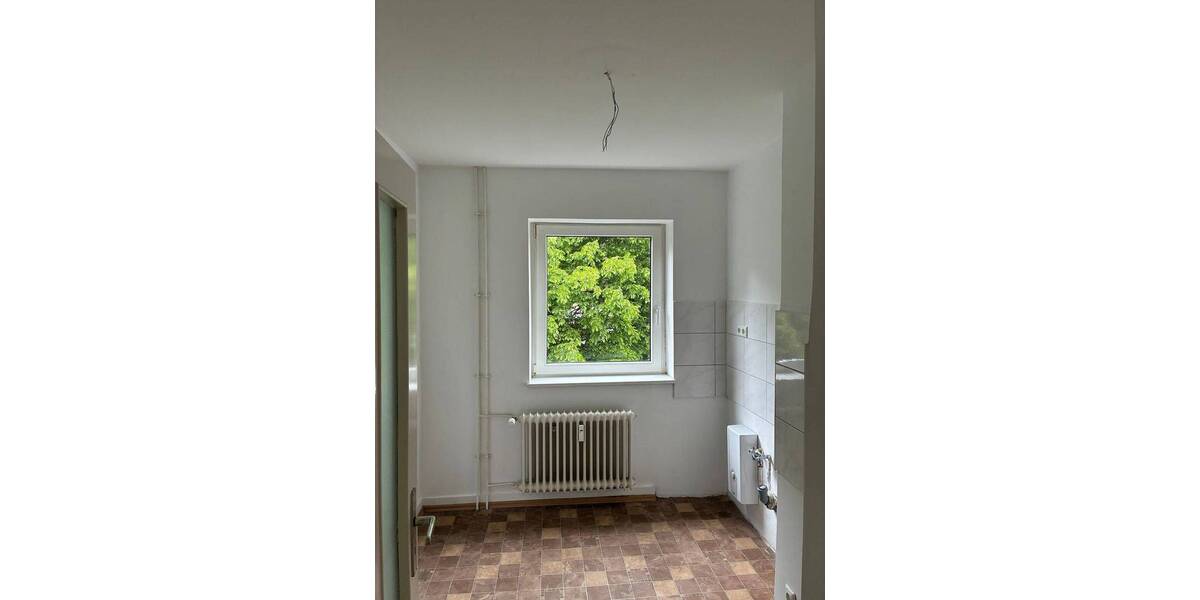 Etagenwohnung Salzgitter Lebenstedt - 3 Zimmer, 63 m&sup2;, 377&euro; | Angebot:26730754