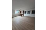 Dachgeschoßwohnung Geislingen - 4 Zimmer, 115 m&sup2;, 980&euro; | Angebot:26018585