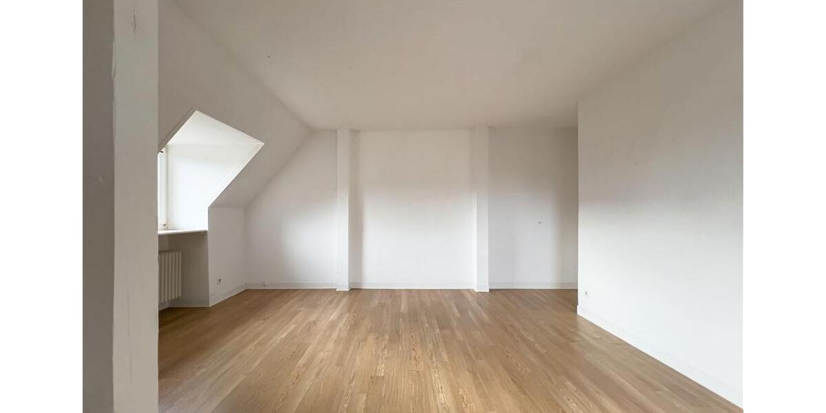 Dachgeschoßwohnung Meerbusch Necklenbroich - 2 Zimmer, 75 m&sup2;, 1.100&euro; | Angebot:24497958