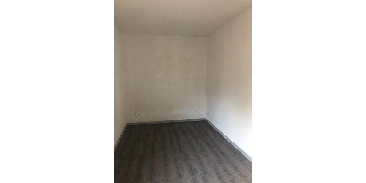 Etagenwohnung Baunatal - 4 Zimmer, 110 m&sup2;, 930&euro; | Angebot:26665469