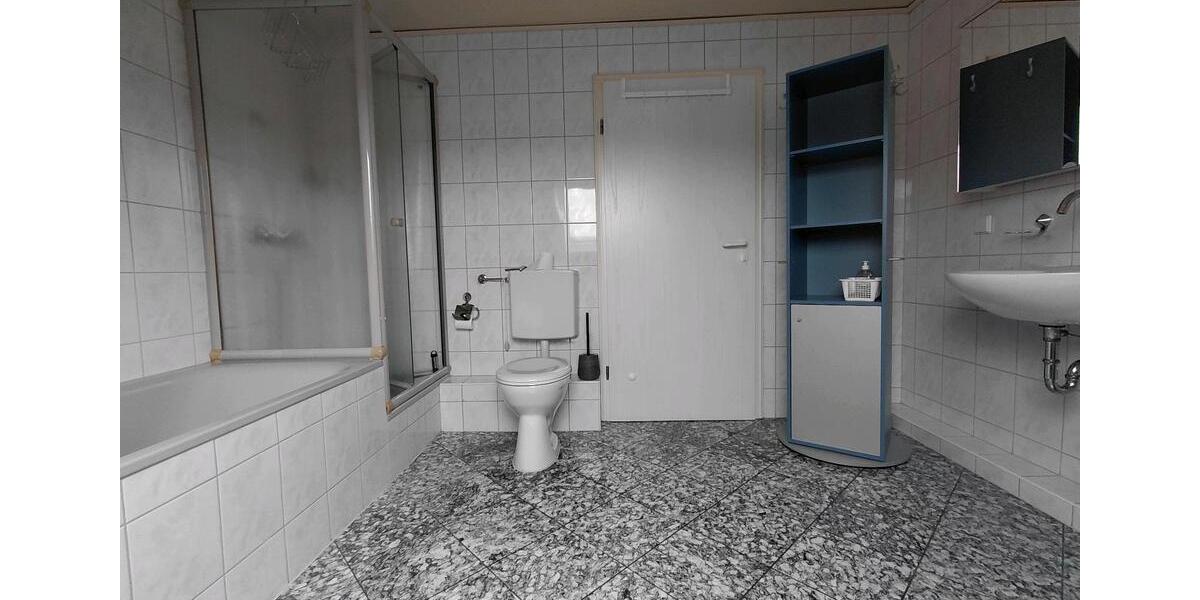 Wohnen auf Zeit Guxhagen - 3 Zimmer, 70 m&sup2;, 30&euro; | Angebot:26125251