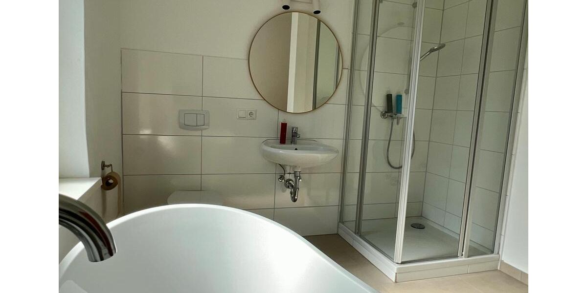 Wohnung, Mietwohnung, Haus, Mehrparteien-Haus, 4 Zimmer 4.5 zimmer