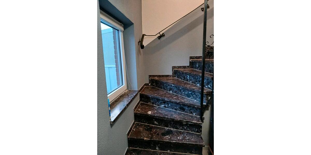 Dachgeschoßwohnung Schülldorf - 2.5 Zimmer, 82 m&sup2;, 1.030&euro; | Angebot:26021330