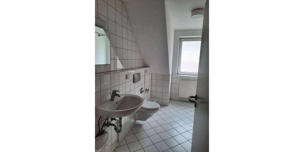 großzügige 3 Zimmer-Wohnung *gerade in Renovierung* mit Balkon und Küche - Appartement Magdeburg Werder | Angebot:10983278