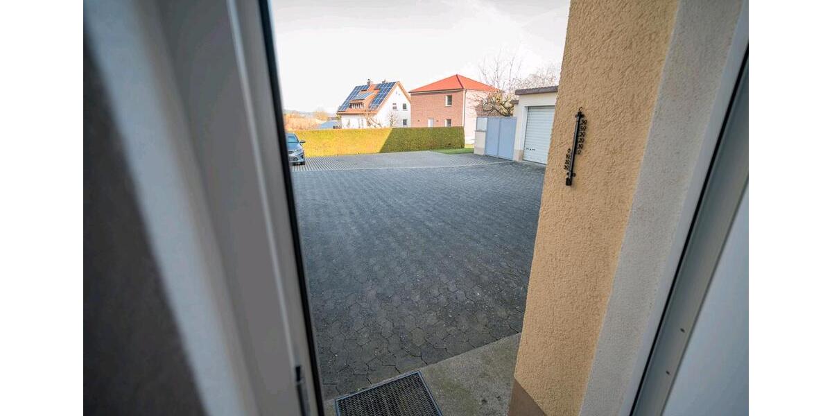 Erdgeschoßwohnung Hünfeld - 4 Zimmer, 120 m&sup2;, 660&euro; | Angebot:25054313