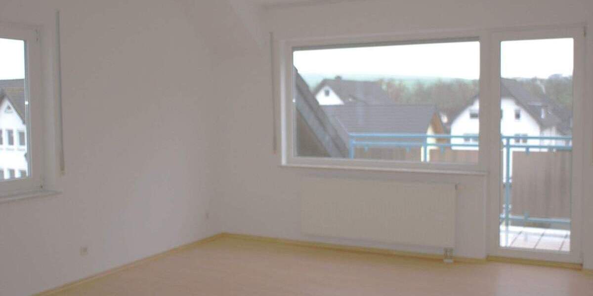 Suche Nachmieter für 3 ZKB Balkon 3 zimmer