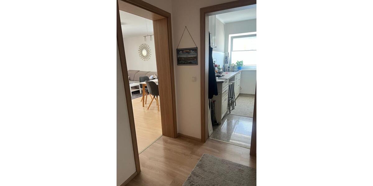 Erdgeschoßwohnung Regenstauf - 3 Zimmer, 82 m&sup2;, 960&euro; | Angebot:26365003